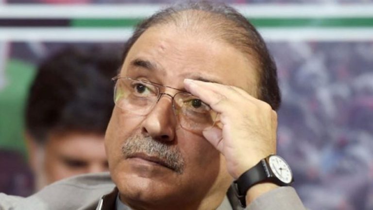 پاکستانی سیاست کے ڈرامے میں نواز شریف اور زرداری کا کردار ختم ہو گیا